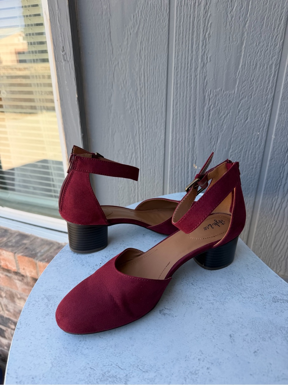 Style & Co Alinaa Burgundy Two-Piece Block Heel Dress Pumps - Picture 8 of 13